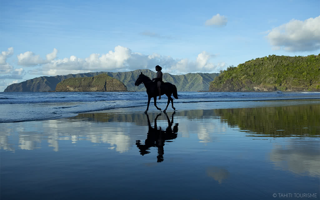 hiva oa balade à cheval