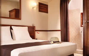 Partez en Réunion. Nous offrons une chambre Bungalow Famille avec un lit confortable, une vue magnifique et tous les équipements de chambre nécessaires pour un séjour agréable.