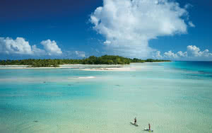 Partez en Rangiroa. L'hôtel est idéalement situé à proximité de la plage.