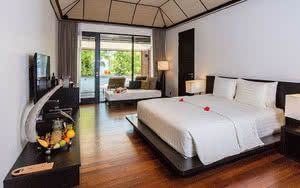 Nous offrons une chambre Beach Villa avec un lit confortable, une vue magnifique et tous les équipements de chambre nécessaires pour un séjour agréable. Partez en Maldives.