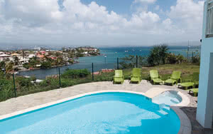 piscine vue mer caraibes