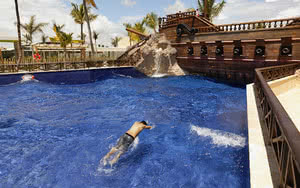 piscine de l'hotel