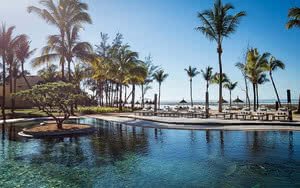 piscine Hôtel Outrigger Mauritius Beach Resort