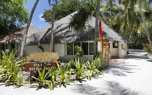 Nika Island Resort & Spa