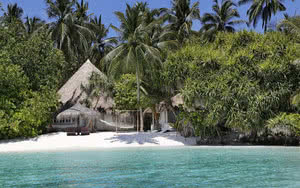 Nika Island Resort & Spa