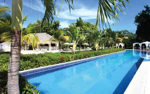 piscine de l'hotel