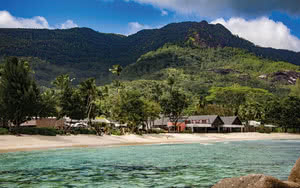 Restez dans un superbe hôtel Avani Barbarons Seychelles Resort. L'hôtel est idéalement situé à proximité de la plage.