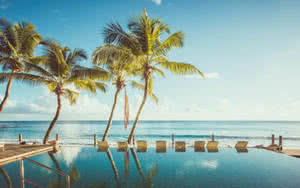COMBINÉ 2 ILES : MAHÉ + PRASLIN Carana Beach Hôtel + Indian Ocean Lodge 14 nuits