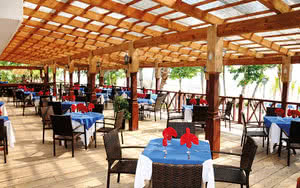 restaurant coral costa caribe