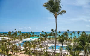 L'hôtel est idéalement situé à proximité de la plage. Restez dans un superbe hôtel Riu Palace Punta Cana.