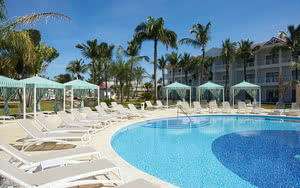 Hôtel Bahia Principe Luxury Esmeralda piscine