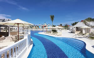 piscine hotel republique dominicaine