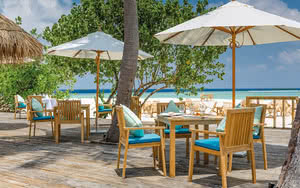 L'hôtel dispose d'un restaurant proposant des specialités culinaires locales. L'hôtel est idéalement situé à proximité de la plage.