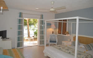 Partez en Rodrigues. Nous offrons une chambre Chambre Supérieure Vue Mer avec un lit confortable, une vue magnifique et tous les équipements de chambre nécessaires pour un séjour agréable.