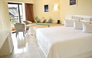 Partez en Mexique : Cancun & Riviera Maya. Nous offrons une chambre Select Superior avec un lit confortable, une vue magnifique et tous les équipements de chambre nécessaires pour un séjour agréable.