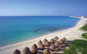 Partez en Mexique : Cancun & Riviera Maya. L'hôtel est idéalement situé à proximité de la plage.