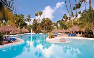 L'hôtel offre une piscine rafraîchissante. Partez en République Dominicaine.