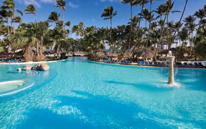 L'hôtel Melia Punta Cana Beach - A Wellness Inclusive resorts - Adults only offre une piscine rafraîchissante. Partez en République Dominicaine.