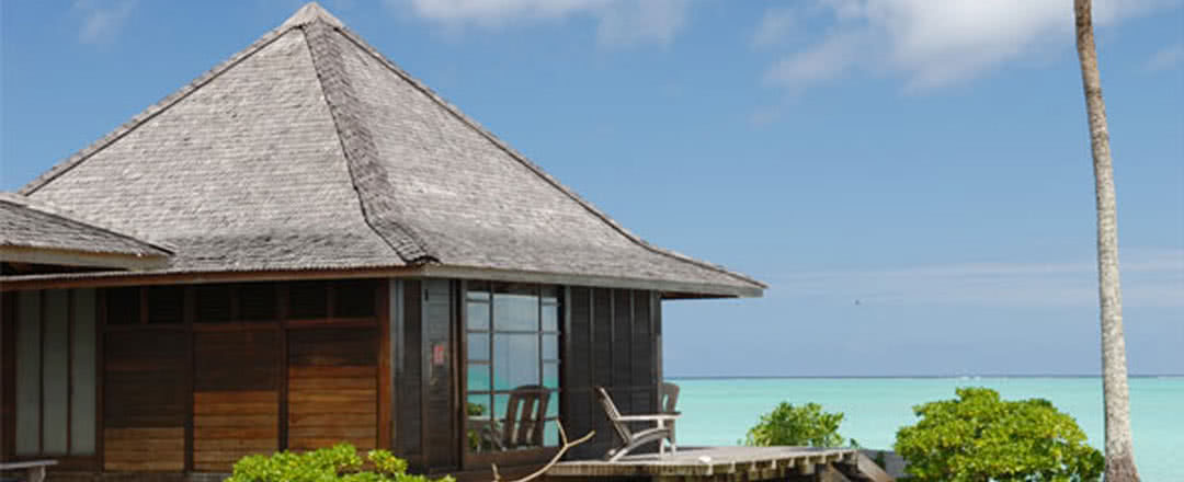 Partez en Bora Bora. L'hôtel est idéalement situé à proximité de la plage.