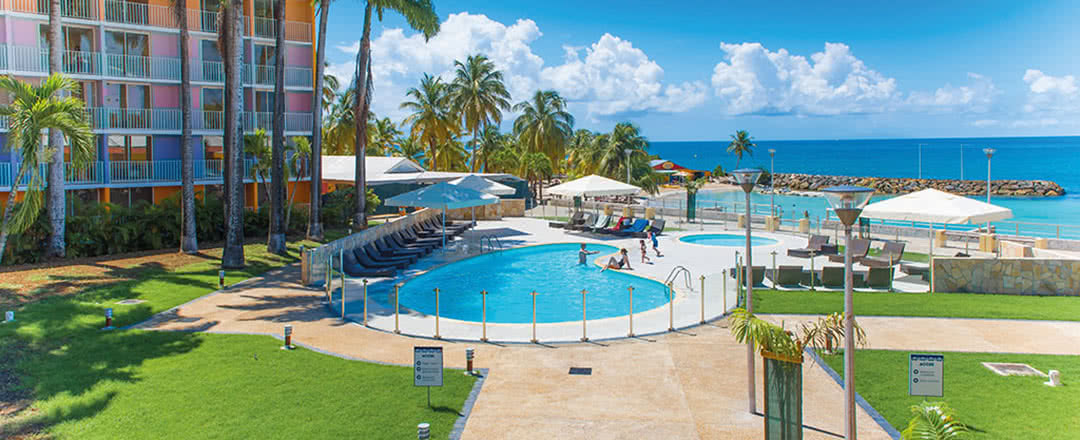L'hôtel Hôtel Le Clipper offre une piscine rafraîchissante. Partez en Guadeloupe.