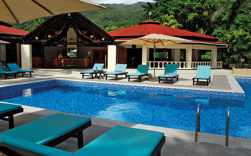 hôtel berjaya beau vallon bay **