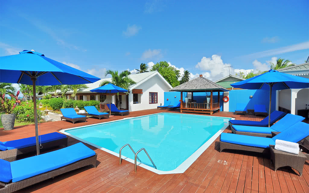 COMBINÉ 3 ILES : PRASLIN + LA DIGUE + MAHÉ Villas de Mer + La Digue Island Lodge + L'Habitation Cerf Island 10 nuits ***