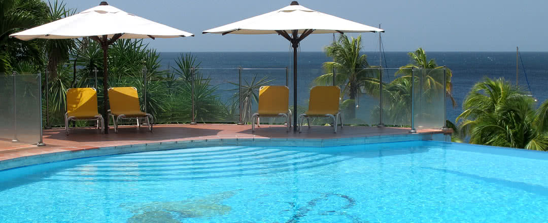 L'hôtel offre une piscine rafraîchissante. L'hôtel est idéalement situé à proximité de la plage.