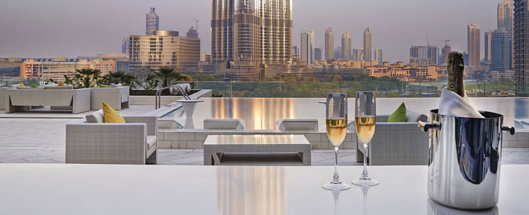 L'hôtel dispose d'un restaurant proposant des specialités culinaires locales. Restez dans un superbe hôtel Hôtel Sofitel Dubai Downtown.