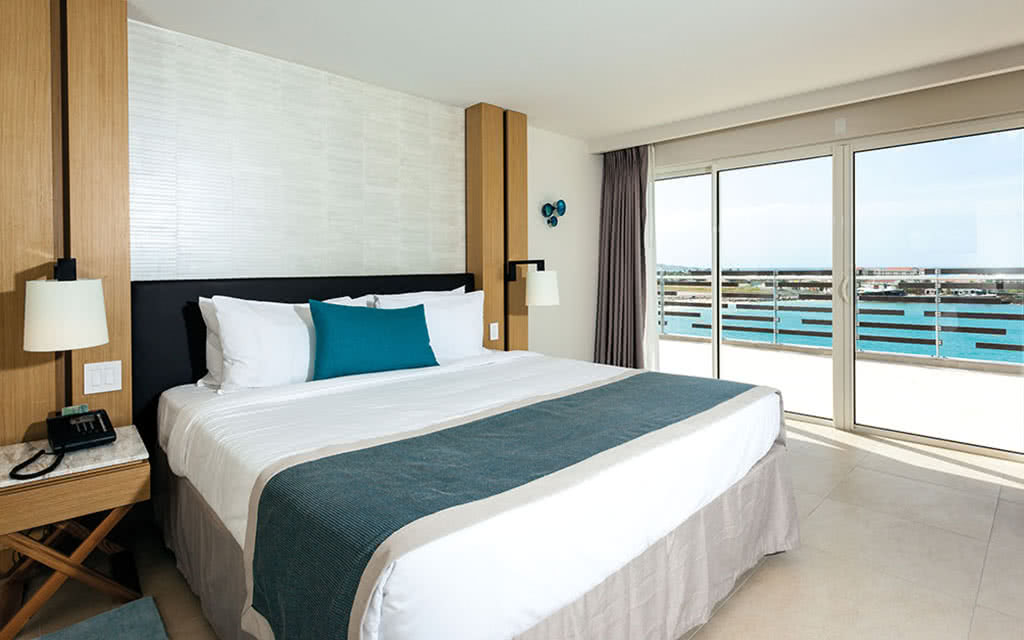Partez en St. Martin. Nous offrons une chambre avec un lit confortable, une vue magnifique et tous les équipements de chambre nécessaires pour un séjour agréable.
