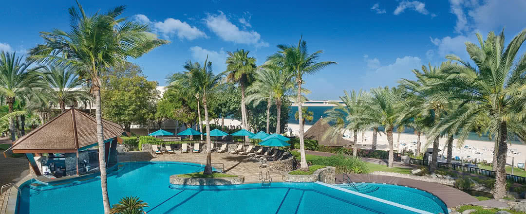 L'hôtel JA Palm Tree Court offre une piscine rafraîchissante. Partez en Dubaï.