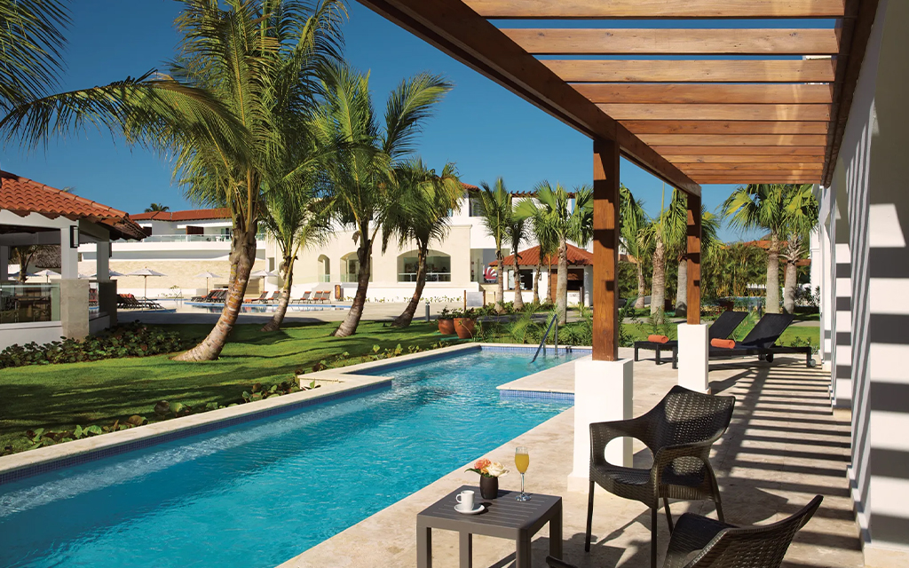 Preferred Club Master Suite Swim-Up