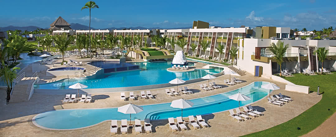 Partez en République Dominicaine. L'hôtel Dreams Onyx Resort & SPA offre une piscine rafraîchissante.