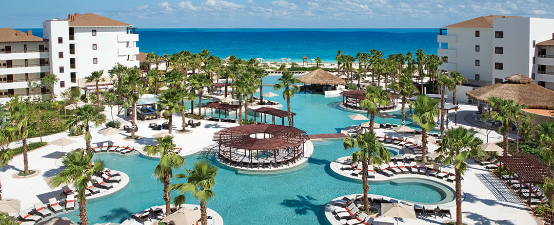 L'hôtel est idéalement situé à proximité de la plage. Partez en Mexique : Cancun & Riviera Maya.