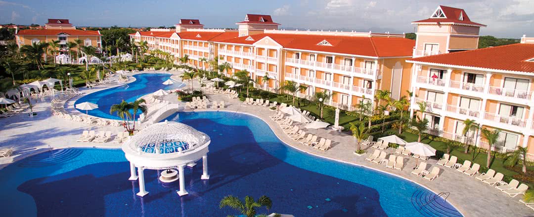 L'hôtel Bahia Principe Grand Aquamarine offre une piscine rafraîchissante. Restez dans un superbe hôtel Bahia Principe Grand Aquamarine.