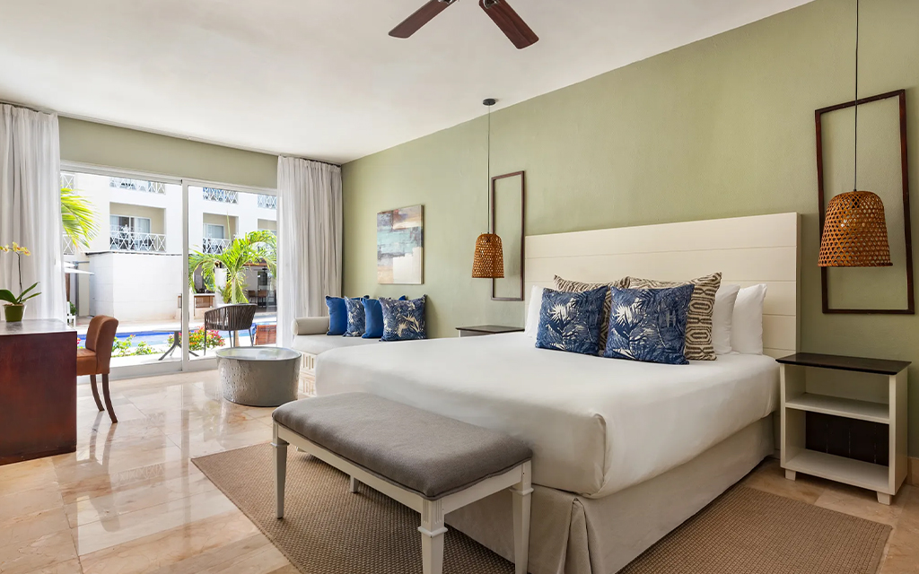 Sun Club Junior Suite Pool Access