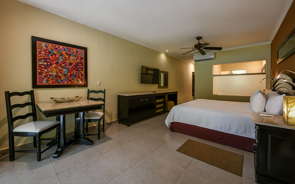 Beachfront Junior Suite