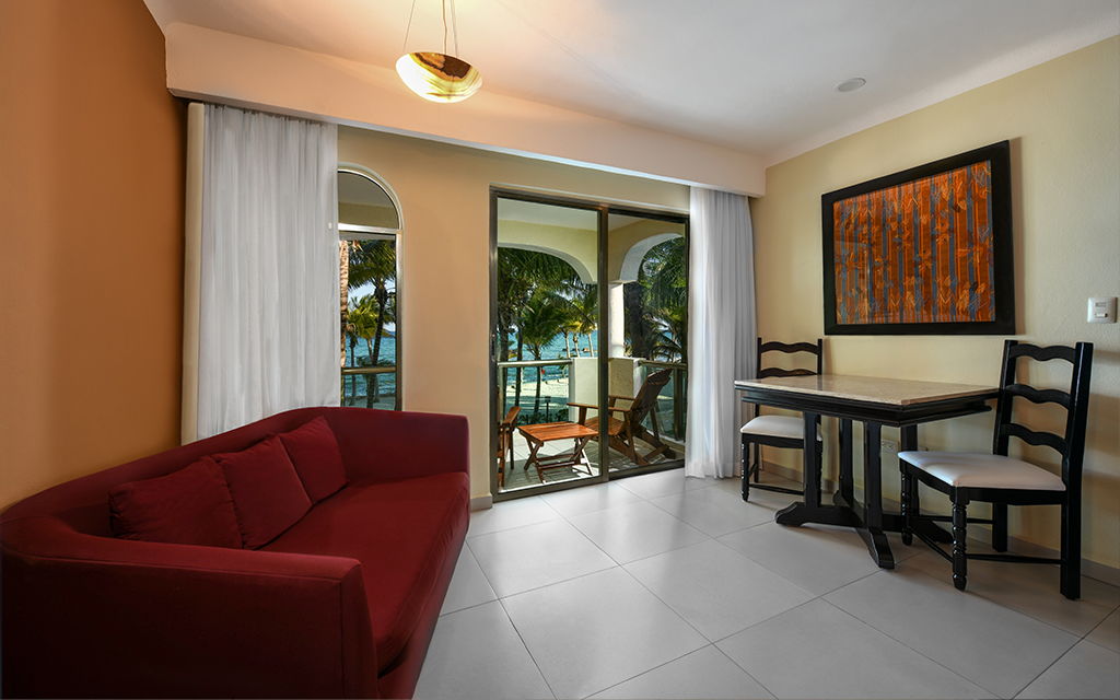 Beachfront Junior Suite