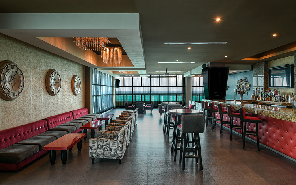 bar Generations Riviera Maya