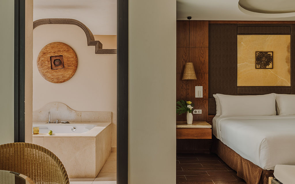 Junior Suite Partial Ocean View with Whirpool