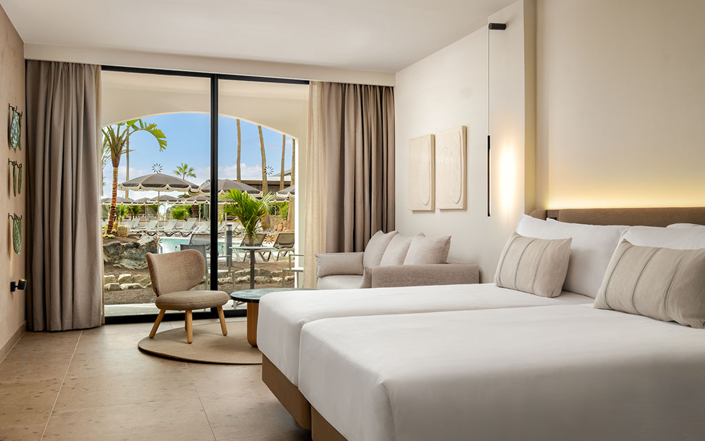 Double Partial Sea View Deluxe Junior Suite