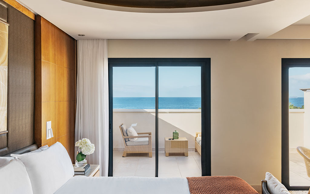 Red Level Junior Suite Ocean Front
