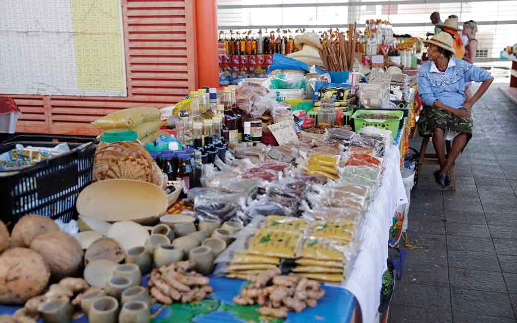 Marché traditionnel guadeloupe